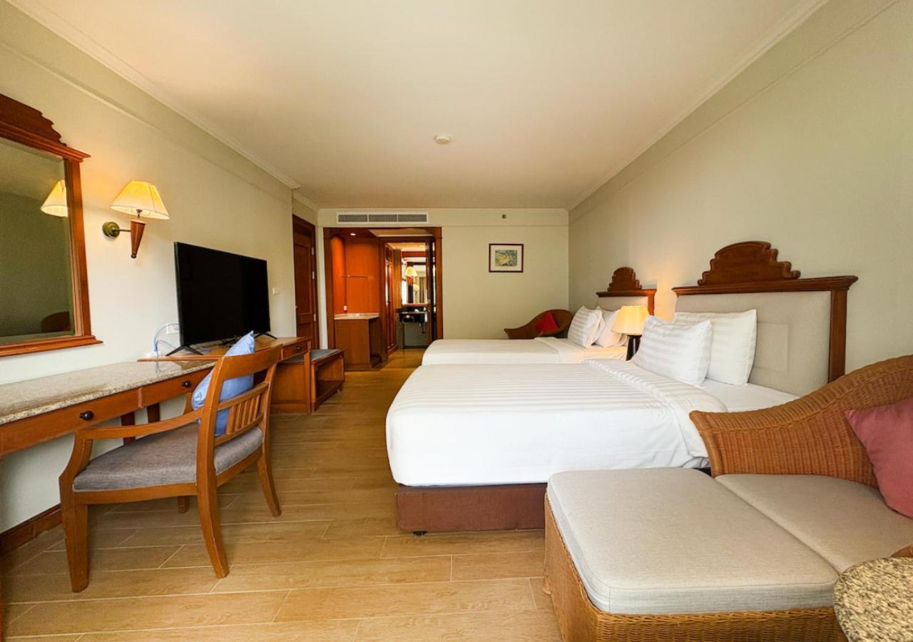 Amora Beach Resort Phuket Bang Tao Beach  Esterno foto