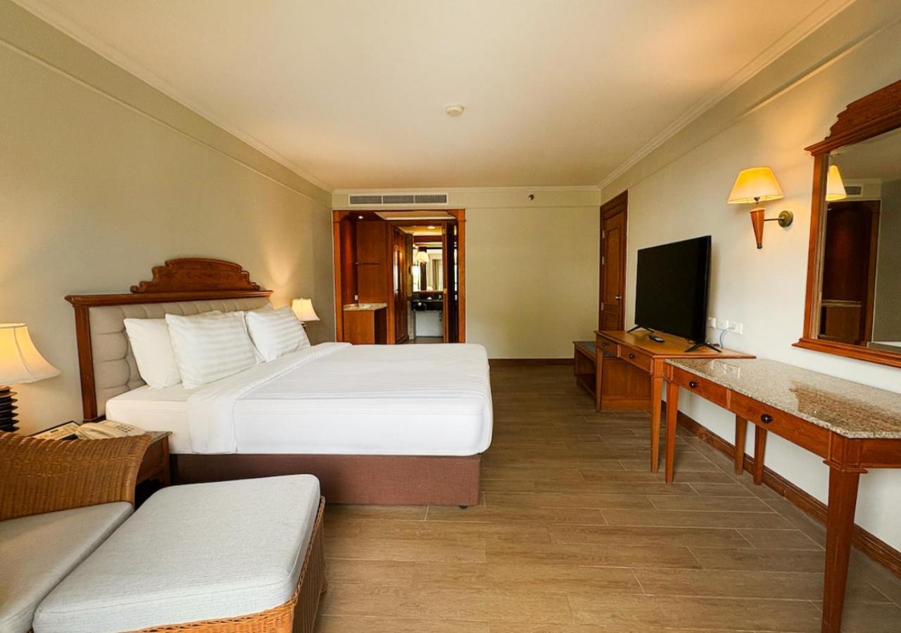 Amora Beach Resort Phuket Bang Tao Beach  Esterno foto