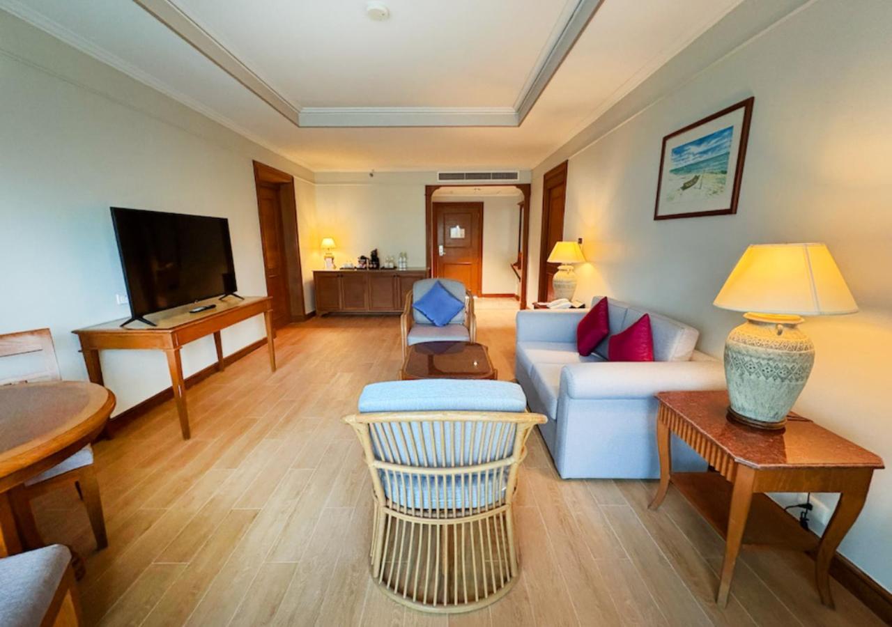 Amora Beach Resort Phuket Bang Tao Beach  Esterno foto
